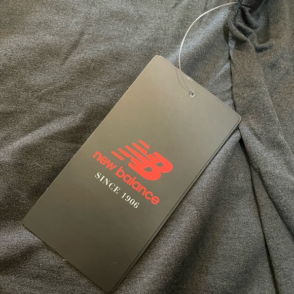 New w/ Tags!! New Balance- Black Heather Sport V-Neck Tee - Women’s Shirt - Picture 2 of 5